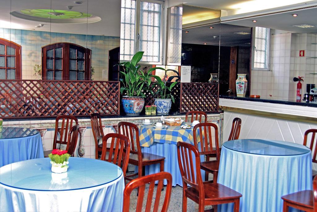 Casa De Retiros N. S. Perpetuo Socorro Hotel Guimarães Eksteriør billede