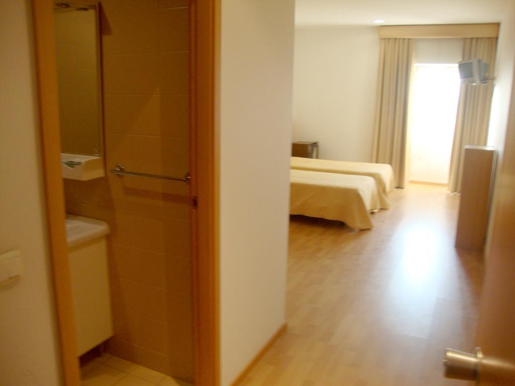 Casa De Retiros N. S. Perpetuo Socorro Hotel Guimarães Eksteriør billede