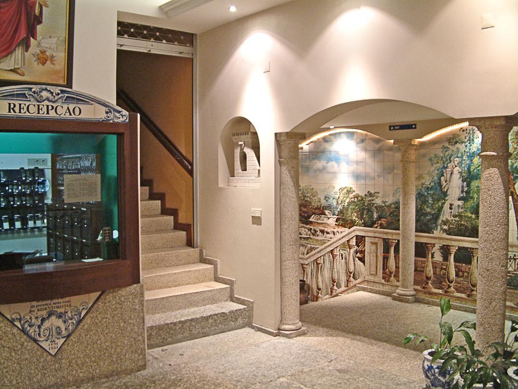 Casa De Retiros N. S. Perpetuo Socorro Hotel Guimarães Eksteriør billede