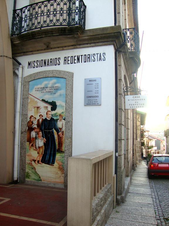 Casa De Retiros N. S. Perpetuo Socorro Hotel Guimarães Eksteriør billede